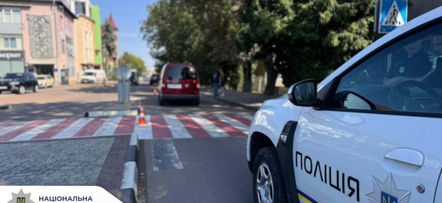 Поліцейські Івано-Франківщини розслідують ДТП, у якій травмовано 11-річну дівчину