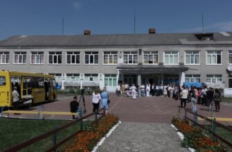 Битківський ліцей отримав спеціалізований шкільний автобус. У навчальному закладі навчається понад чотириста діте