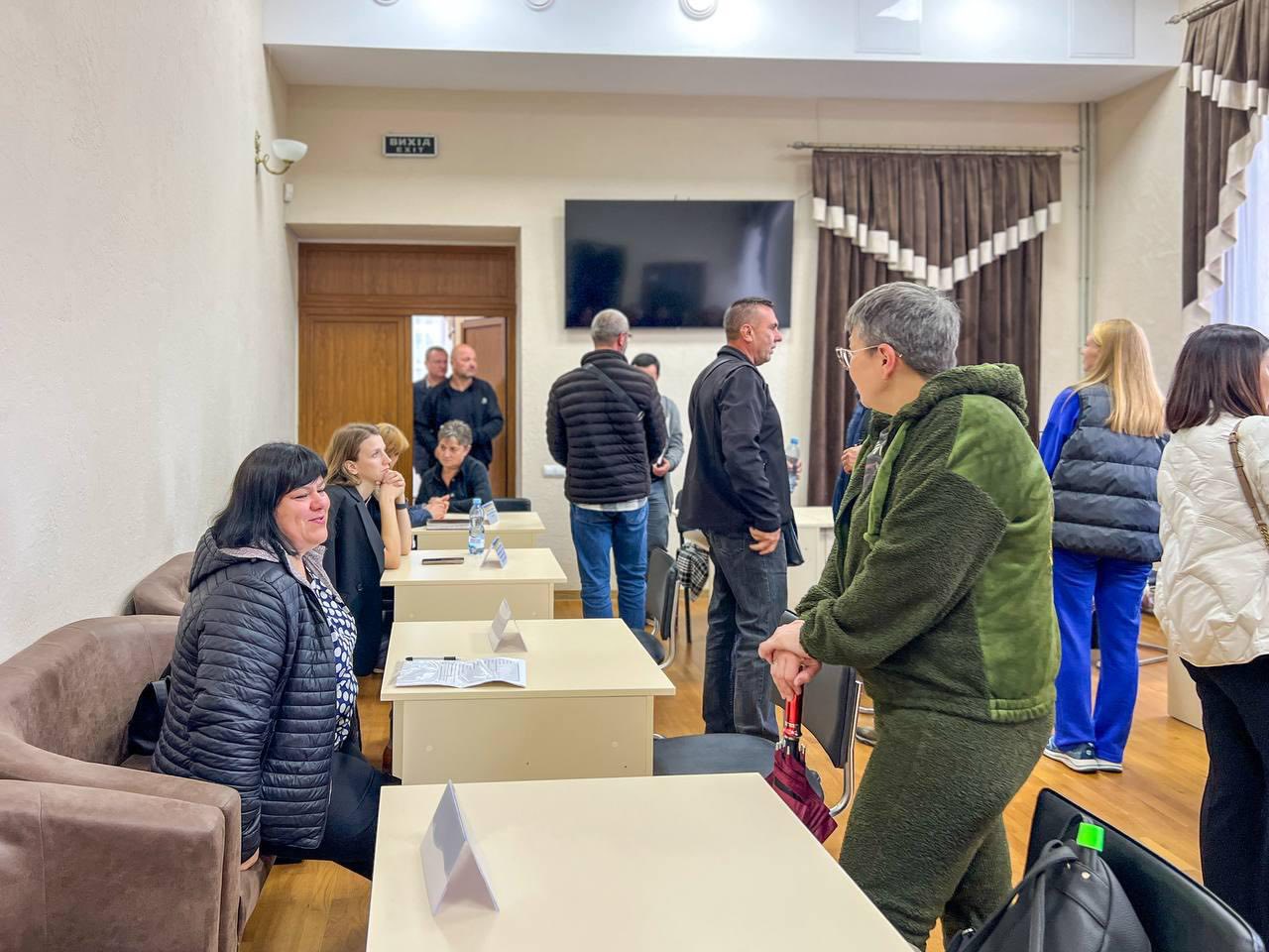chaord - Розпочала роботу виїзна група з надання консультацій ветеранам та їхнім родинам - rai.ua