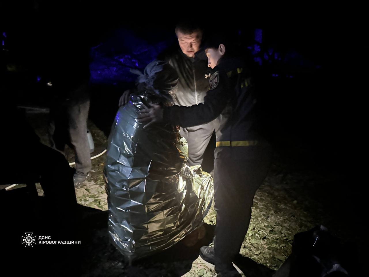 egver 1 - На Кіровоградщині рятувальники ліквідовують наслідки дронової атаки - rai.ua
