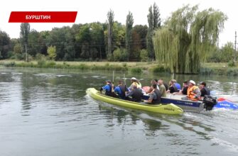 У Бурштині провели змагання на каяках серед ветеранів. Відео