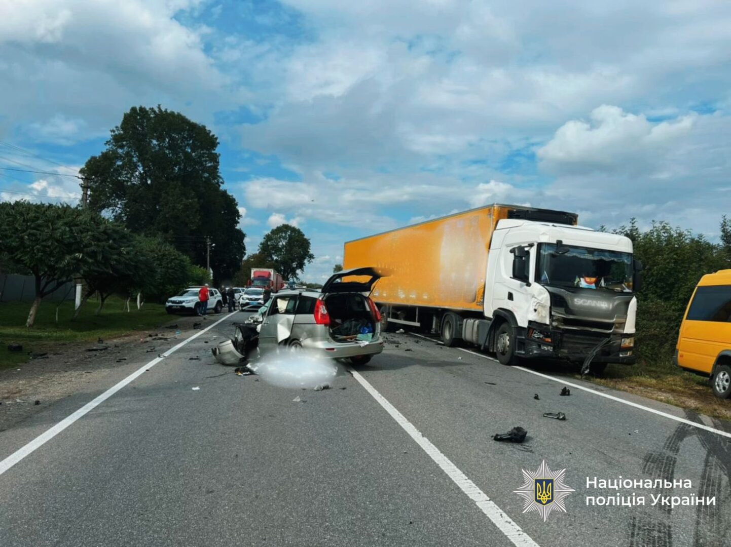 kgnsh - На Рогатинщині у ДТП загинув водій легковика - rai.ua
