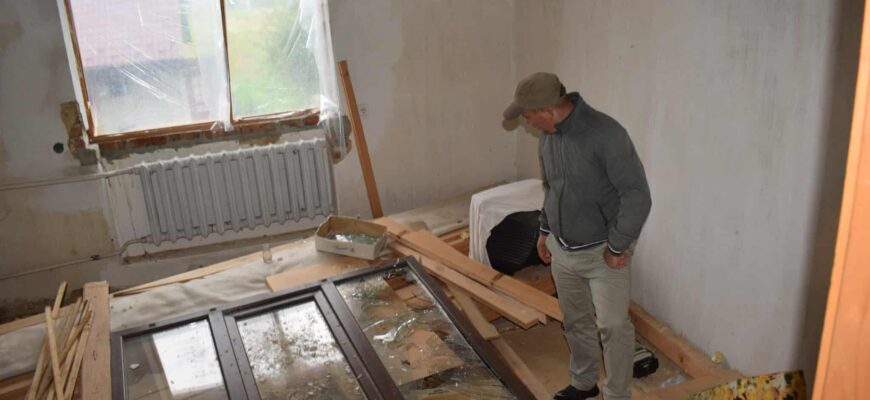 Виїзна комісія надала консультації мешканцям постраждалих громад Калуського району
