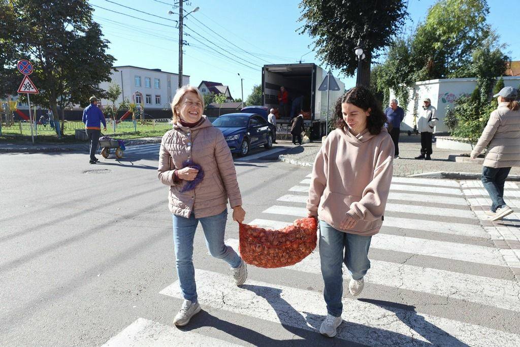 mplal - Відбувся перший продовольчий ярмарок «Щедра осінь 2025» - rai.ua