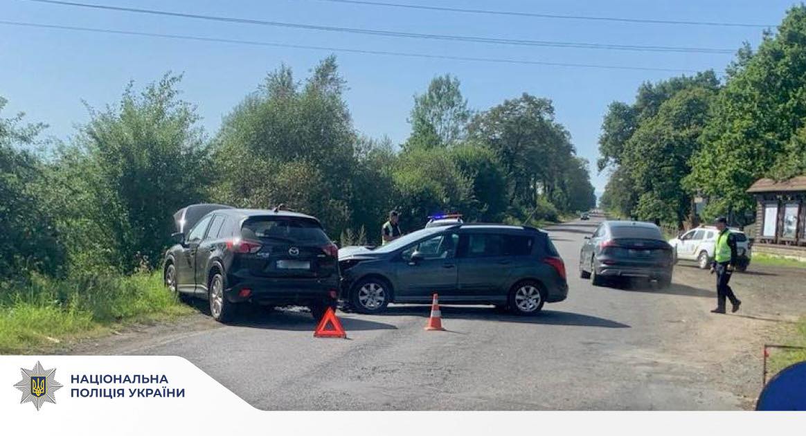 prom - Нетверезий за кермом та з підробленим посвідченням: на Прикарпатті трапилась ДТП - rai.ua