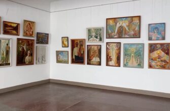 В Івано-Франківську презентували виставку картин «Світло без тіні». Відео