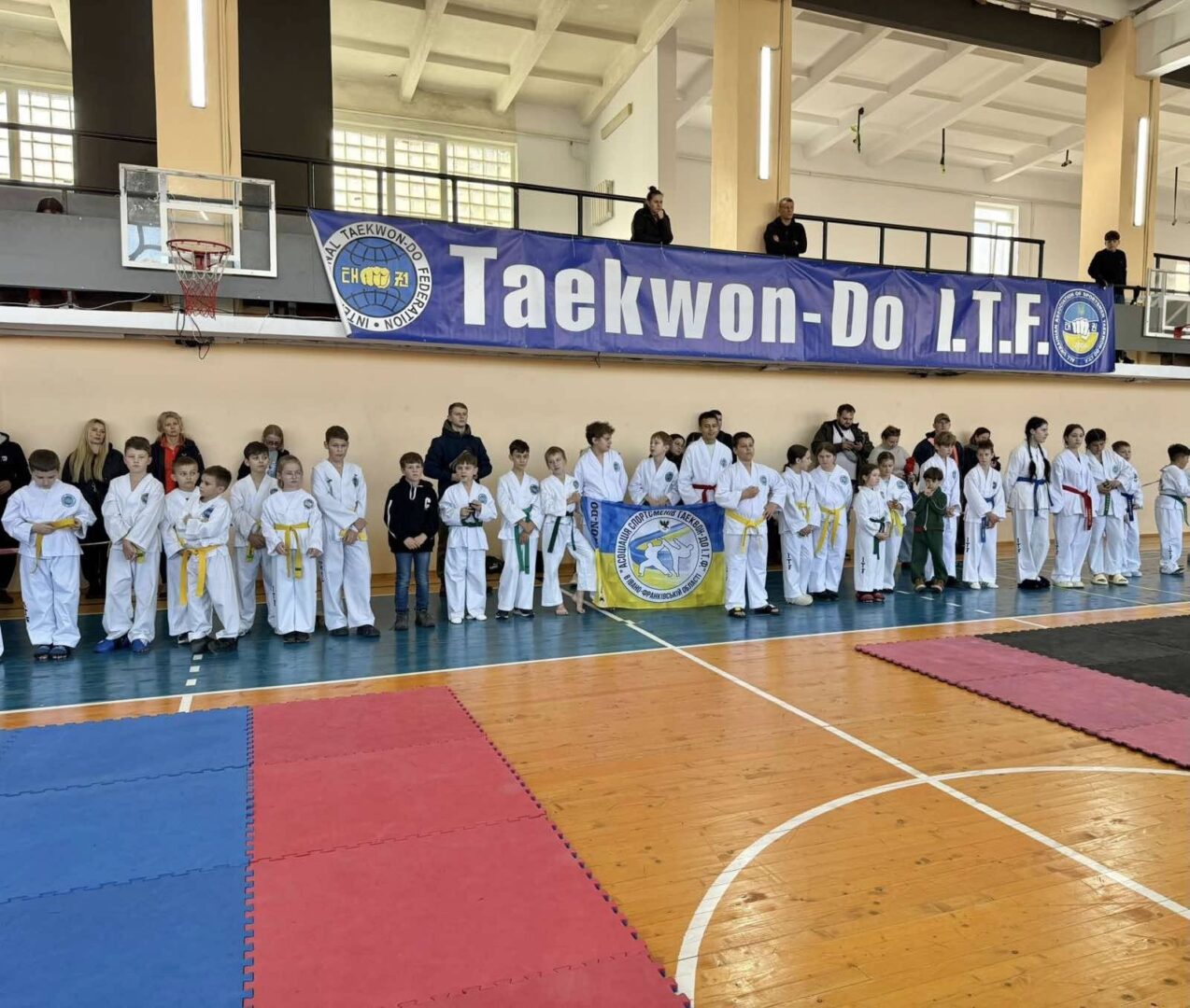 1000 - Відбувся VI турнір з Таеквон-До I.T.F - rai.ua