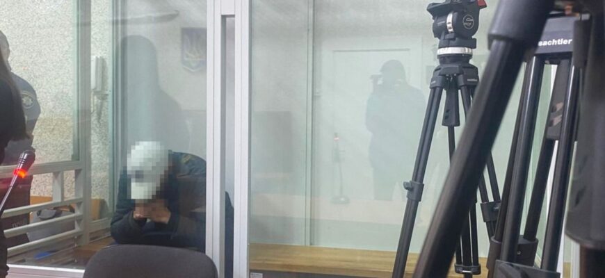 Три довічні вироки: чоловіків засуджено за злочини проти дітей