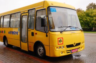 Новий спеціалізований шкільний автобус передали для Коломийської громади
