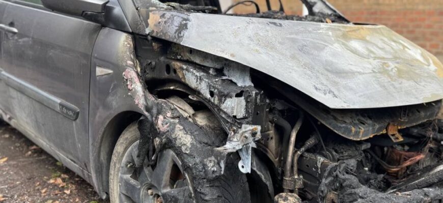 На Прикарпатті затримали чоловіка, який палив авто на замовлення спецслужб рф