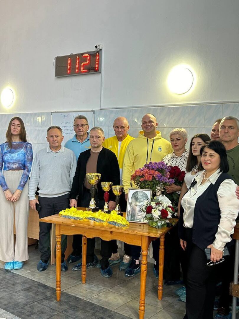 iuua - У Бурштині відбувся третій турнір із плавання. Відео - rai.ua