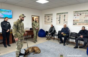 kao8 - Каністерапія в дії: поліцейські провели реабілітаційний сеанс для поранених захисників - rai.ua