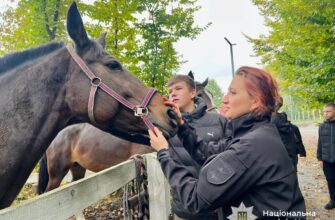 Поліцейські організували для ліцеїстів поїздку до кінно-спортивного клубу