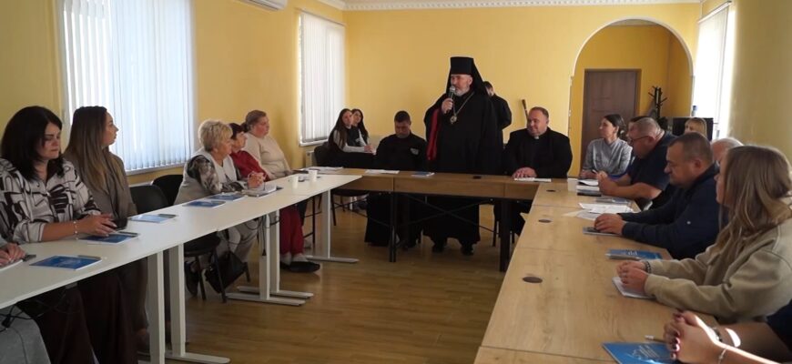 У Коломиї провели круглий стіл до Дня людей похилого віку. Відео