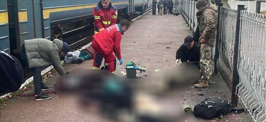 На Житомирщині харків’янин підірвав прикордонницю та цивільних