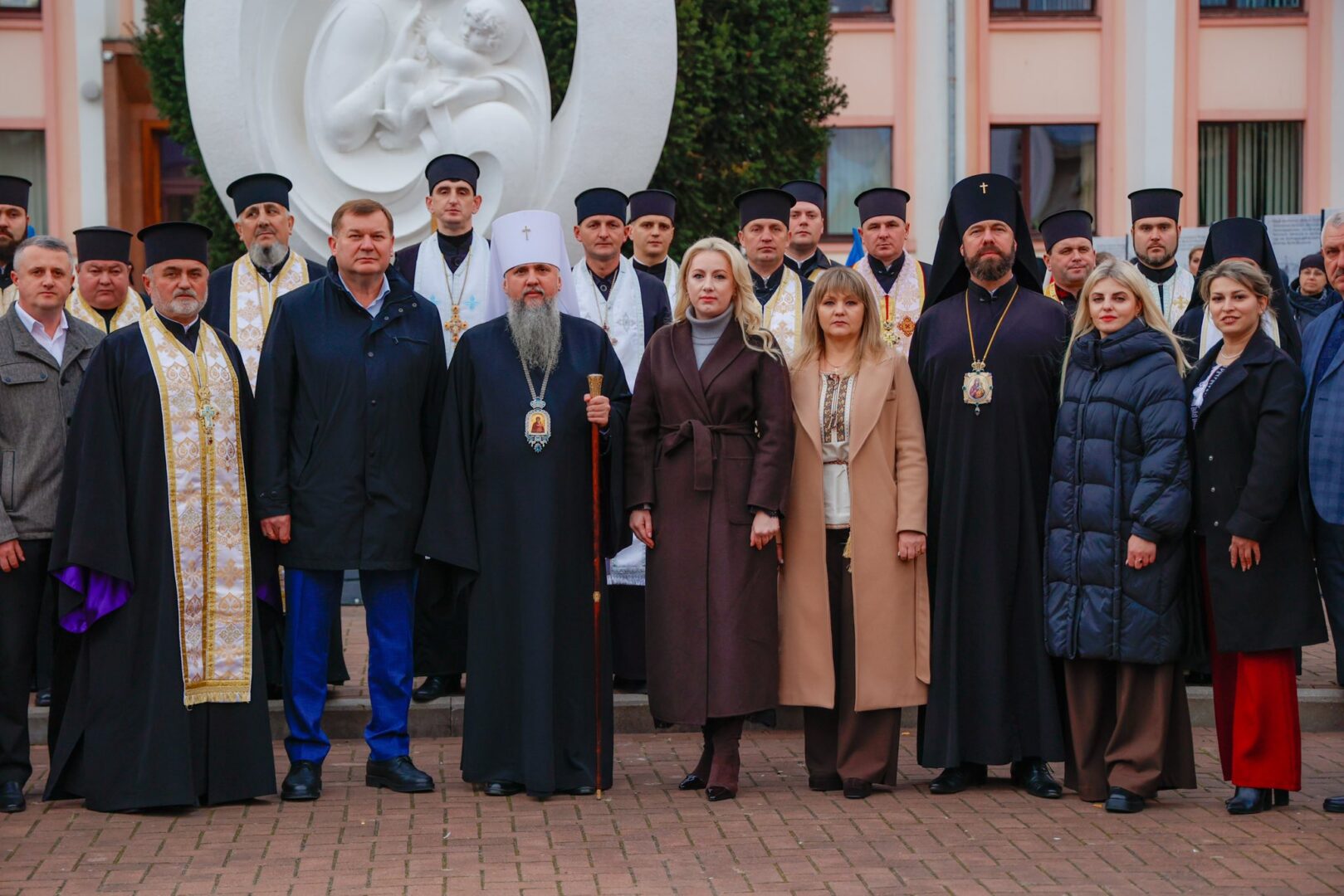 mymymmm 1 - Митрополит Епіфаній відвідав Косівщину - rai.ua