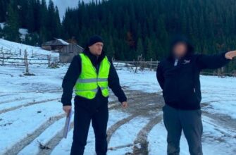 Поліцейські викрили організатора переправлення осіб через високогірний маршрут