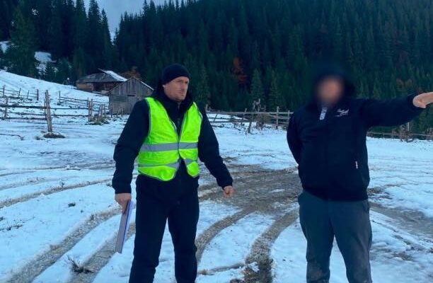 Поліцейські викрили організатора переправлення осіб через високогірний маршрут