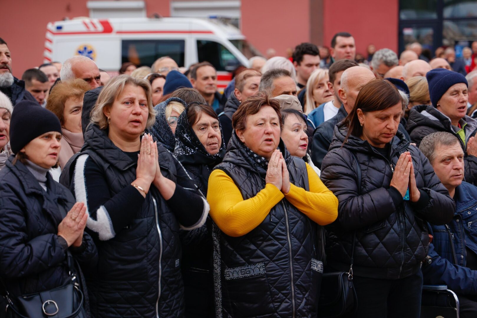 rtzzhrshzhie - Митрополит Епіфаній відвідав Косівщину - rai.ua