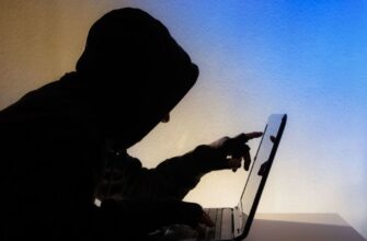 Продаючи товар у мережі, прикарпатець потрапив у пастку аферистів