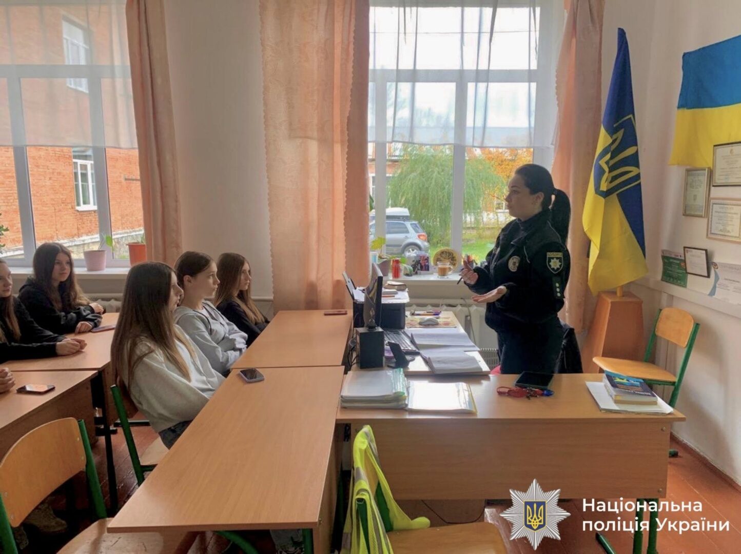 sorpld - Офіцери Служби освітньої безпеки провели профілактичні заняття для ліцеїстів - rai.ua