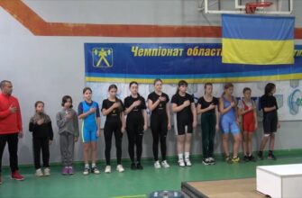 У Коломиї відбувся чемпіонат області із важкої атлетики серед юнаків та дівчат. Відео
