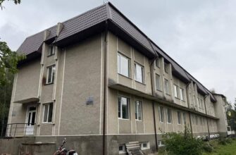 У Заболотівській лікарні завершено капітальний ремонт покрівлі