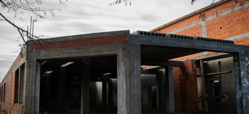 На Закарпатті викрито багатомільйонні махінації під час будівництва спорткомплексу