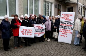 У Коломиї провели вуличну акцію до Міжнародного Дня за ліквідацію насильства. Відео