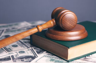 Прокуратура вимагає стягнути понад 7,7 млн грн на користь Калуської громади