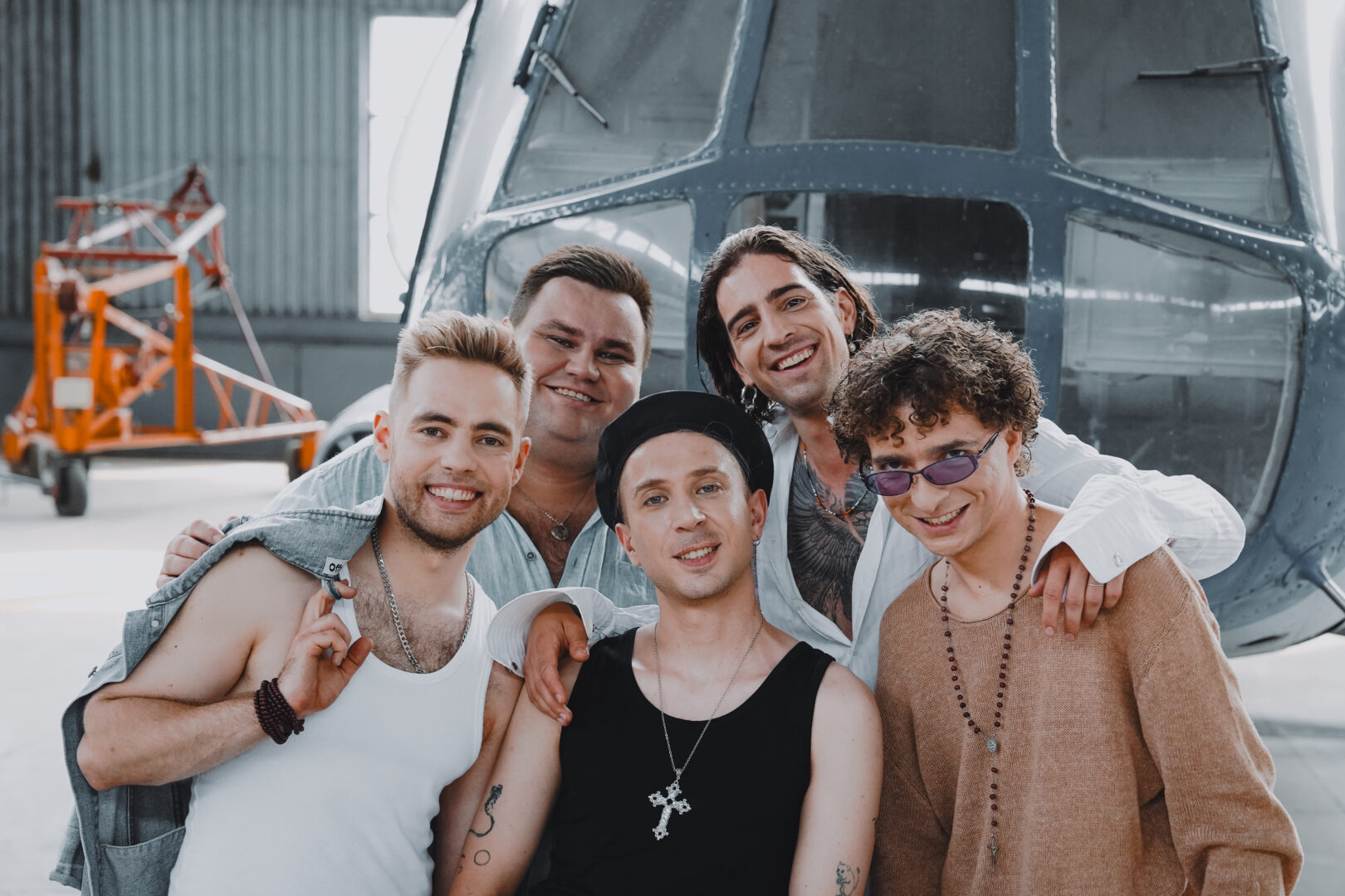 foto 2 - BADSTREET BOYS презентували новий хіт «Guy Richi» на благодійному шоу - rai.ua