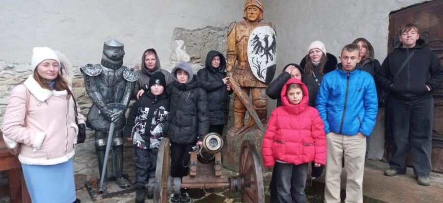 День у Галичі: тривають екскурсійні тури Прикарпаттям для рідних Героїв