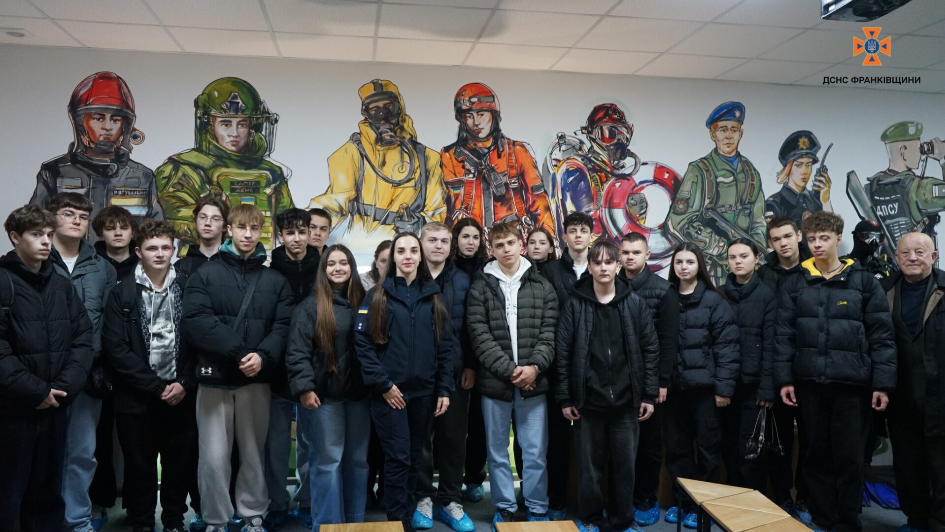 kava4 - Рятувальники Прикарпаття нагадують школярам та студентам про безпеку - rai.ua