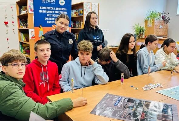 Поліцейські продовжують проводити безпечні уроки для ліцеїстів