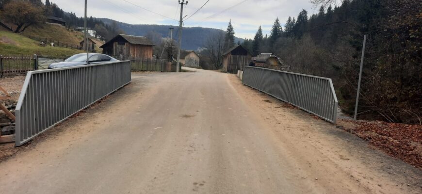 На Верховинщині відновили два мости