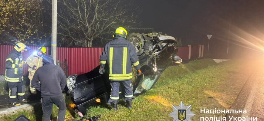 Поліцейські встановлюють обставини смертельної ДТП у Коломийському районі