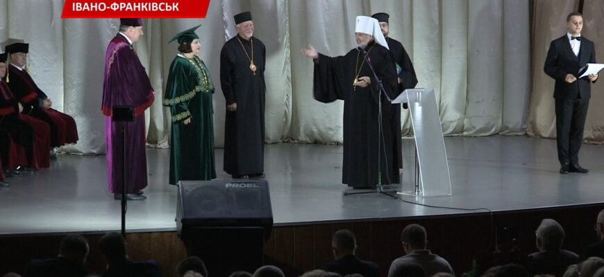 Професорка Валентина Якубів — офіційно ректорка КНУВС. Відео