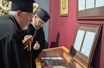 В Івано-Франківську відкрили виставку до 100-річчя Патріарха Володимира Романюка