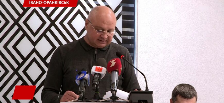 Про стан теплопостачання говорили під час наради в Руслана Марцінківа. Відео