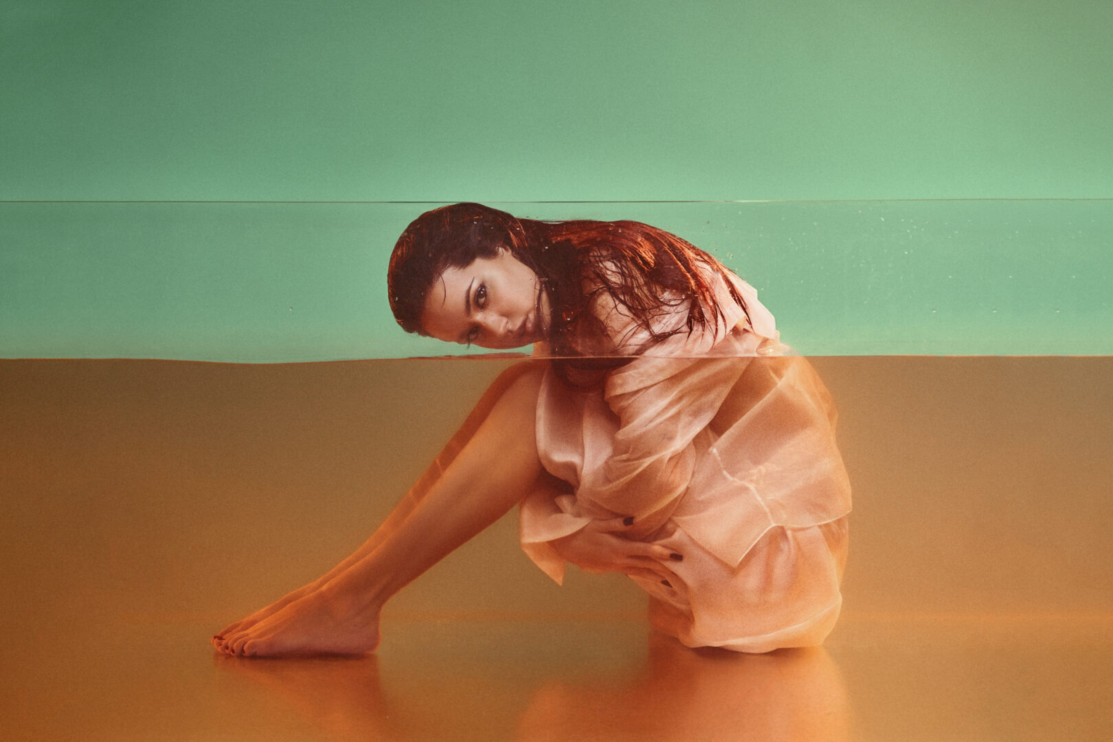 varvruu - Olya Shelby презентувала емоційний сингл «Зруйнована» та однойменний кліп - rai.ua