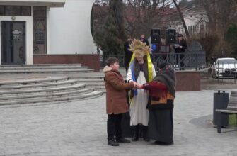 У Коломиї відбувся перформанс «Запали свічку пам'яті». Відео