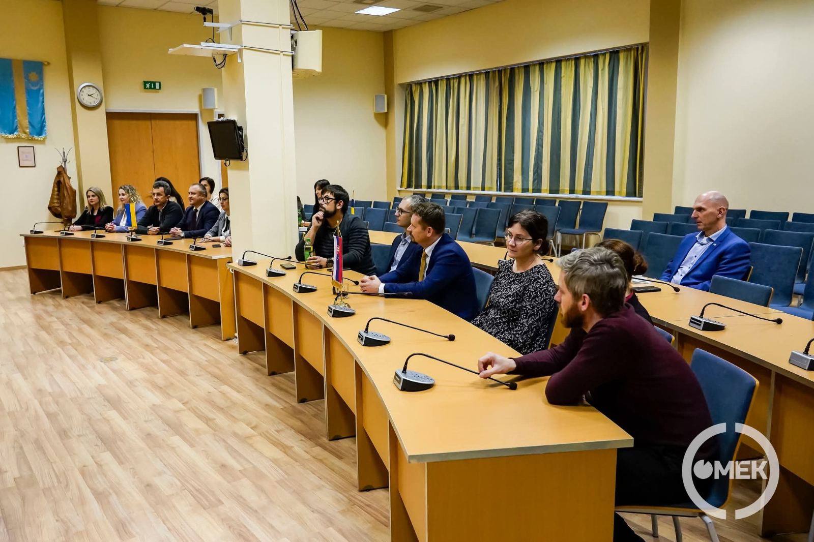 5323520614192582414 - Делегація з Долинської громади відвідала конференцію в Угорщині - rai.ua