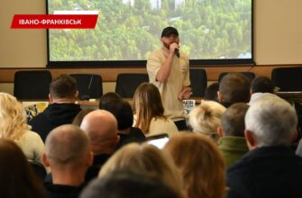 КЗ «Дім Воїна» організував концерт для військових, які проходять лікування. Відео