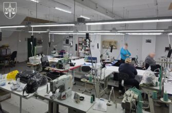 Підроблений преміальний одяг збували по Україні: викрито підпільне виробництво