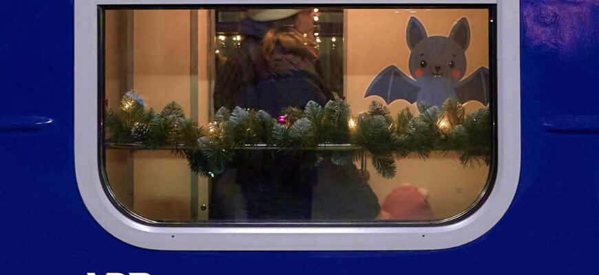 На святковий період Укрзалізниця призначила додаткові поїзди до Івано-Франківська та Карпат