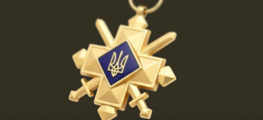 Уряд затвердив щомісячну виплату для військових, нагороджених «Хрестом бойових заслуг»