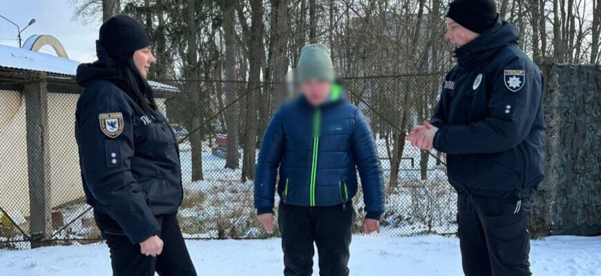Усю ніч поліція Прикарпаття шукала зниклу неповнолітню: її уже повернули додому