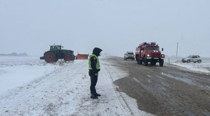 В області зберігаються складні погодні умови