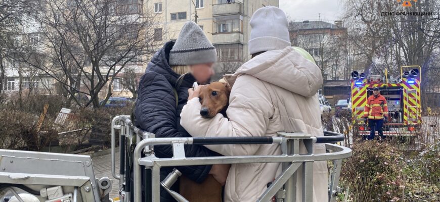 На вулиці Довженка горіла квартира в багатоповерхівців