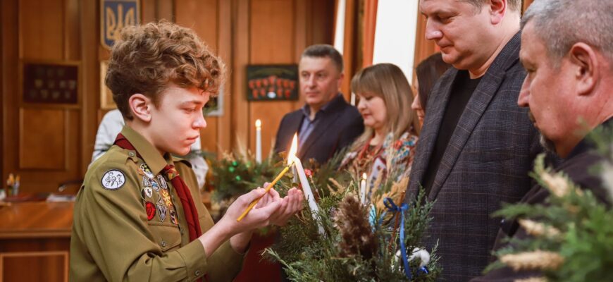 На Прикарпаття прибув Вифлеємський Вогонь Миру